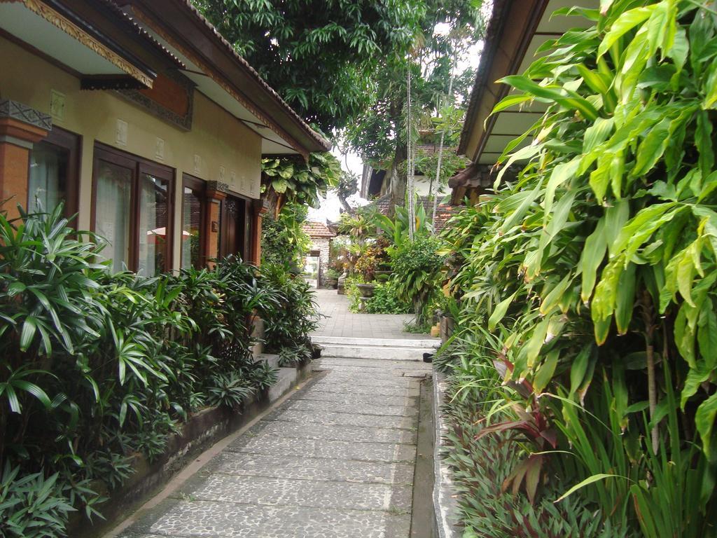 Diwangkara Beach Hotel & Resort Sanur Esterno foto