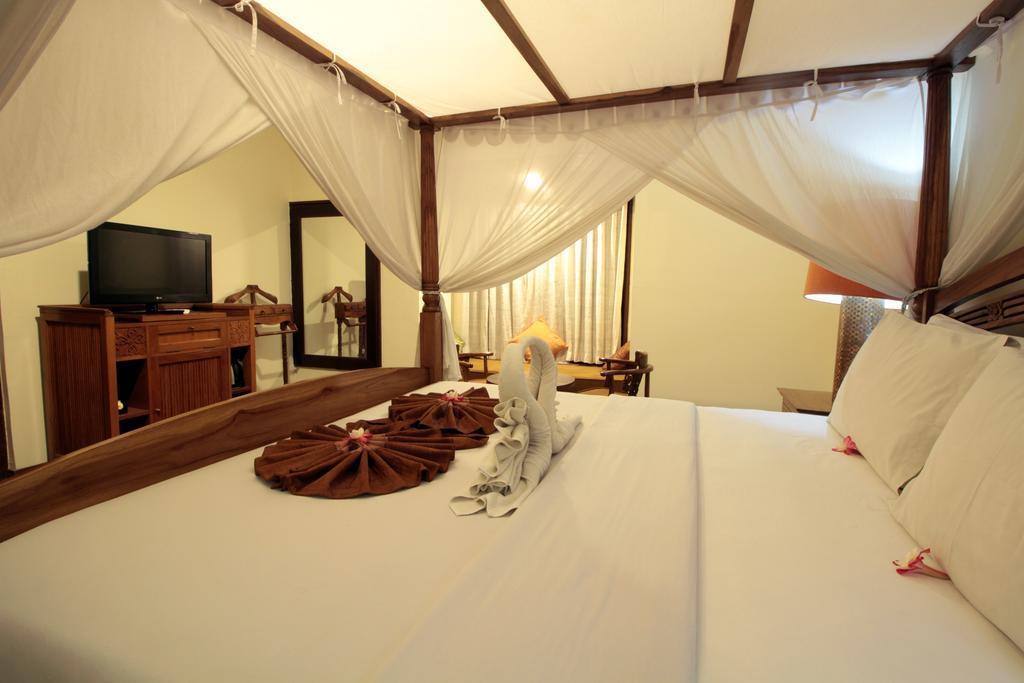 Diwangkara Beach Hotel & Resort Sanur Esterno foto